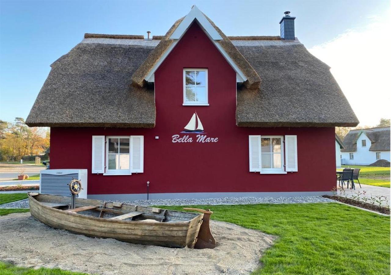 Modernes Reetdach-Ostseeferienhaus Bella Mare, Insel Usedom Mit Sauna, Kamin & Sonnenterrasse Zirchow المظهر الخارجي الصورة