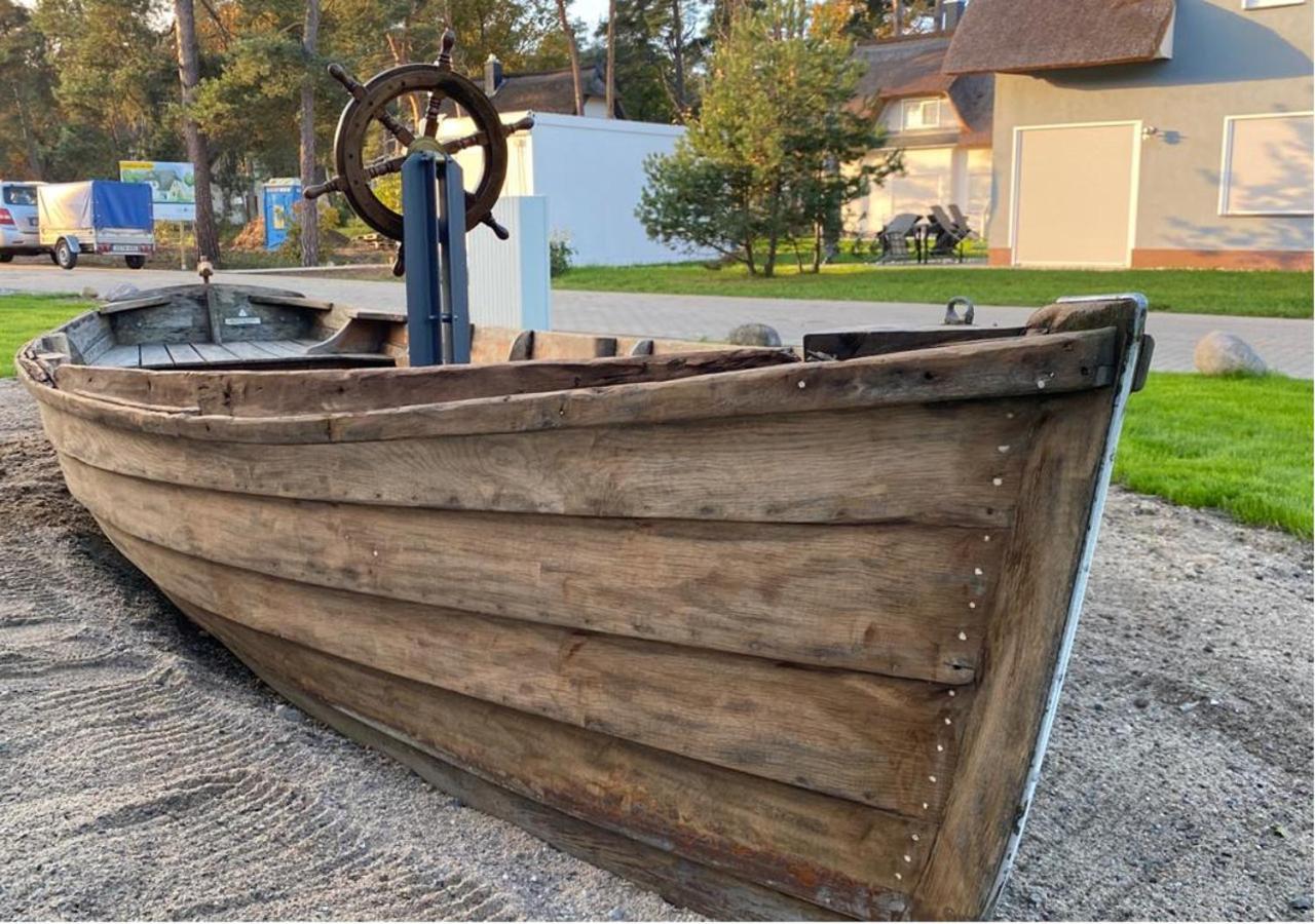 Modernes Reetdach-Ostseeferienhaus Bella Mare, Insel Usedom Mit Sauna, Kamin & Sonnenterrasse Zirchow المظهر الخارجي الصورة